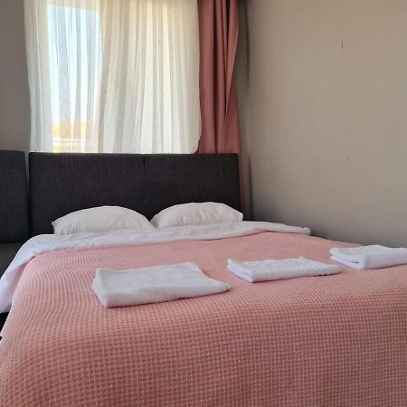 Budget Hotel Tourist Inn Arnavutkoy Екстериор снимка